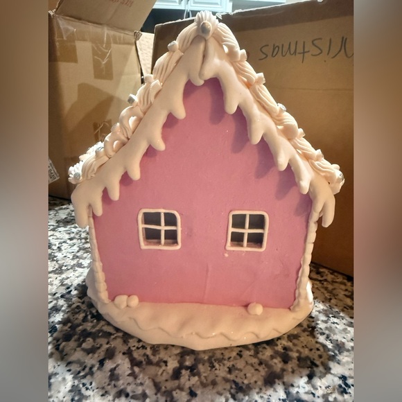 8.5” Valerie Parr Pink Love Gingerbread House Decor - Picture 8 of 10